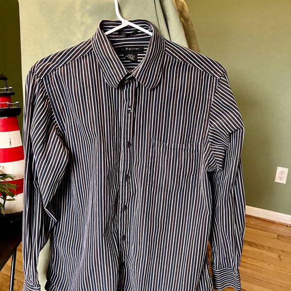 Medium J Ferrar Striped button down shirt with 15 in neck - Picture 6 of 10